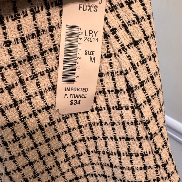 Black and white skirt with rippled black bottom - Picture 5 of 5